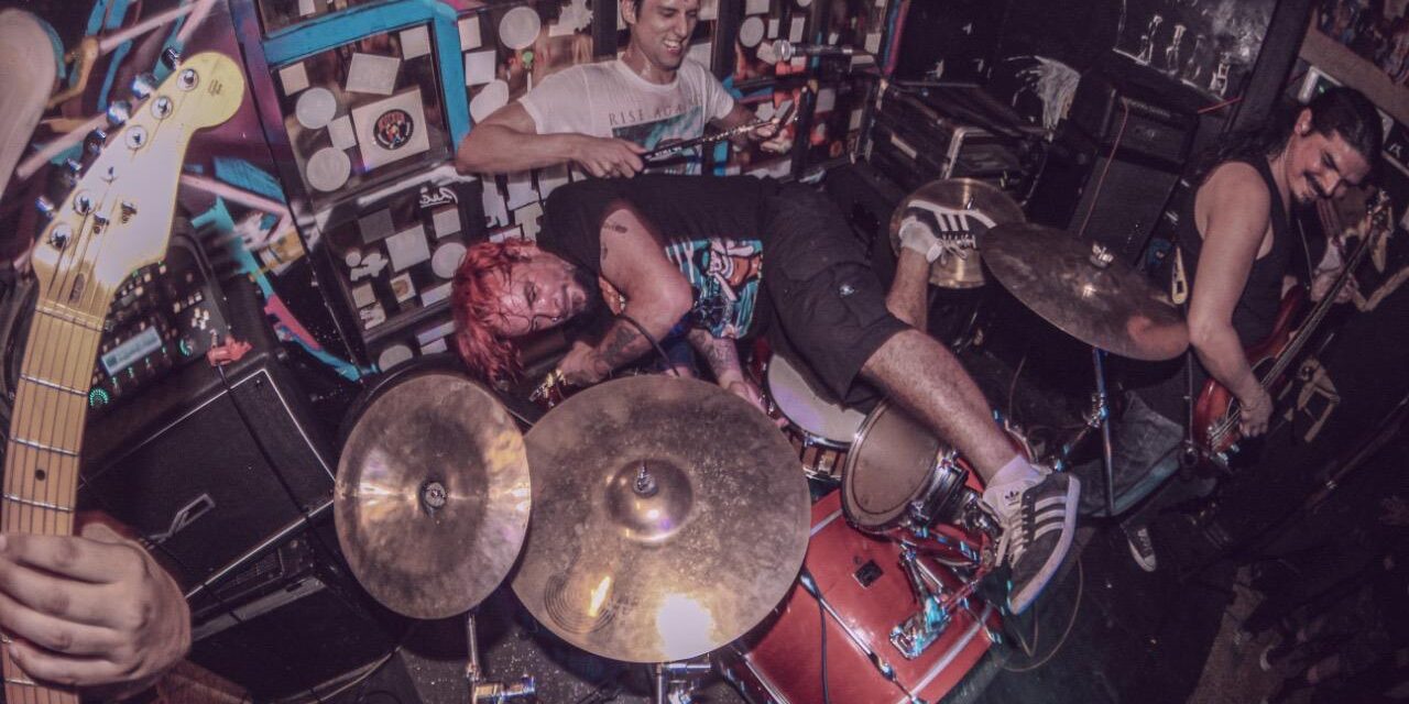 69 Segundos anticipando su nuevo material